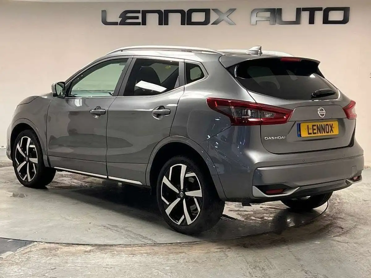 2020-nissan-qashqai-13-dig-t-tekna-160ps-19in-alloys-dct-big-5
