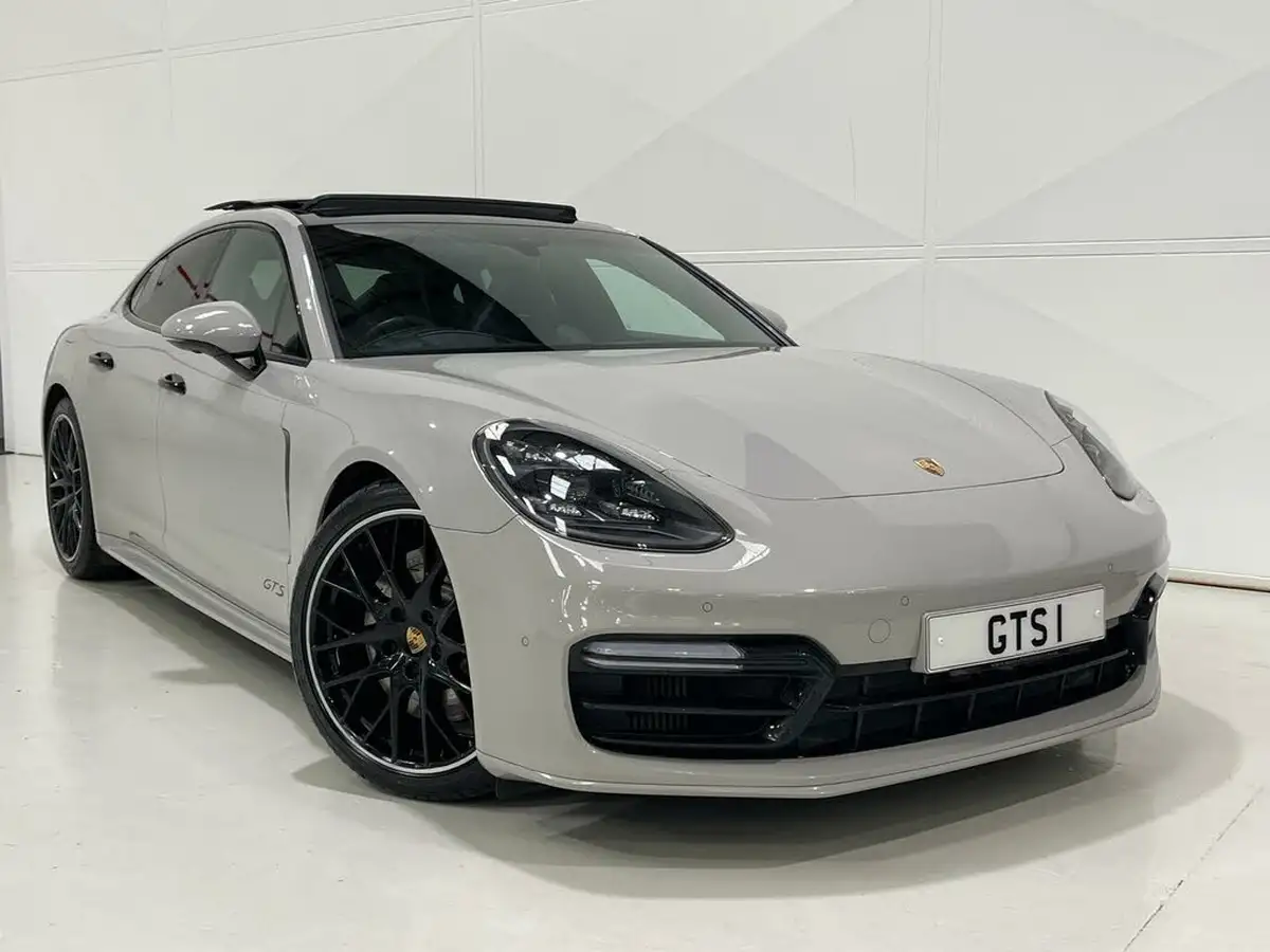 2019-porsche-panamera-40-v8-gts-hatchback-big-8