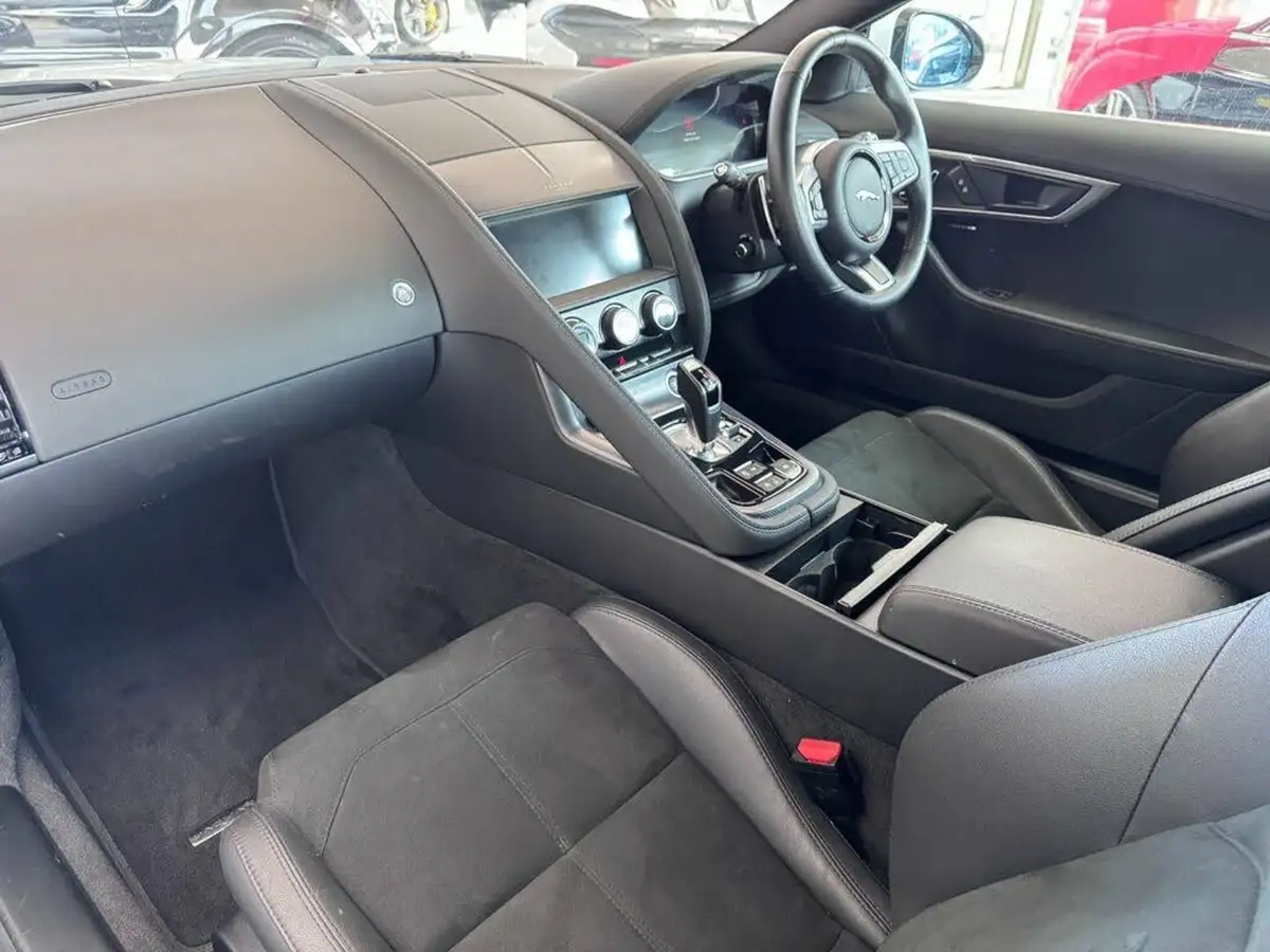 2022-jaguar-f-type-50-v8-p450-r-dynamic-awd-coupe-big-13