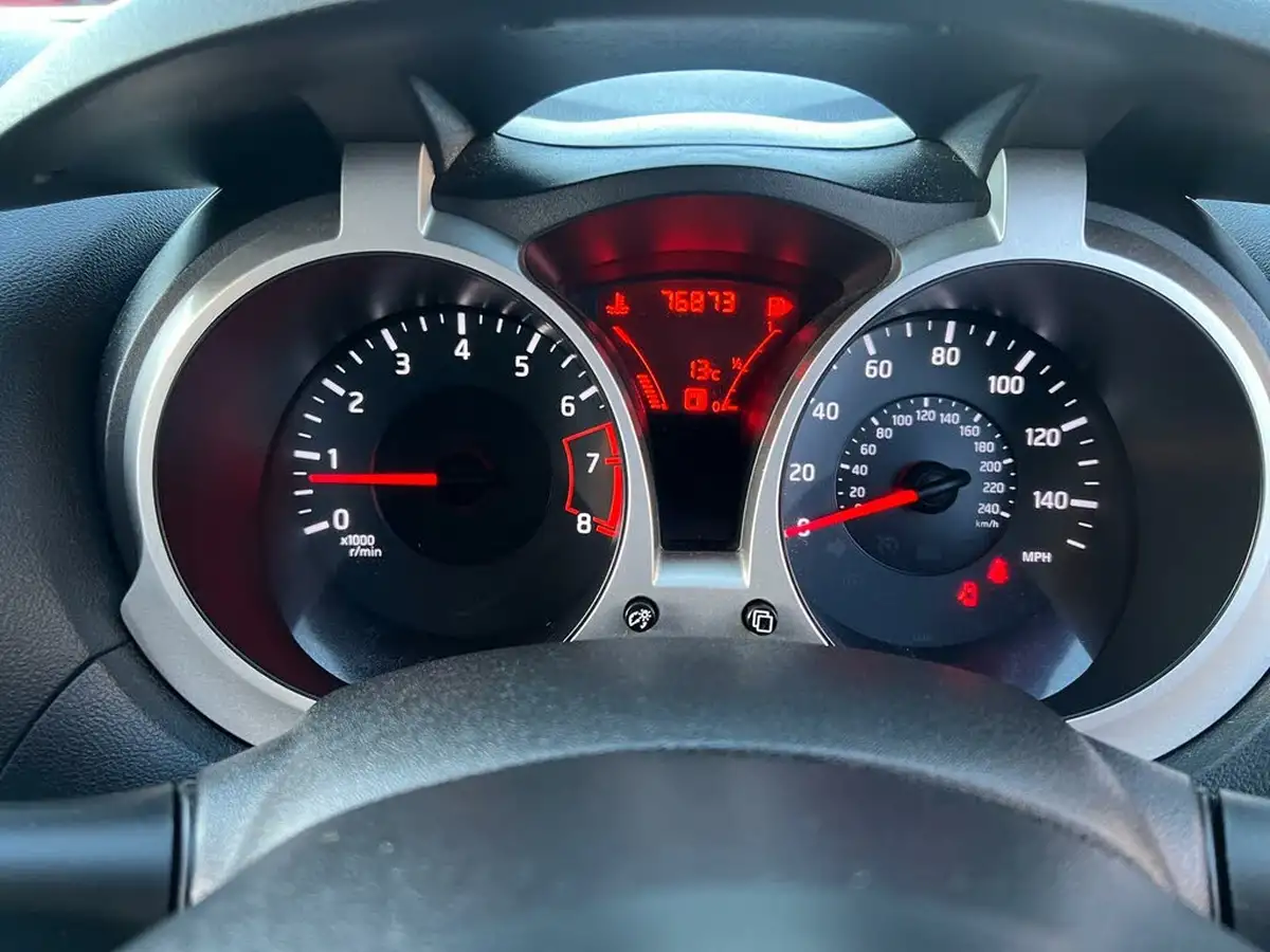 2011-nissan-juke-16-acenta-premium-16v-1598cc-big-20