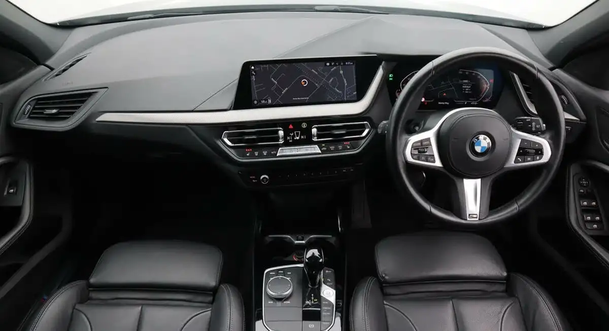 2021-bmw-1-series-15-118i-m-sport-lcp-dct-big-13