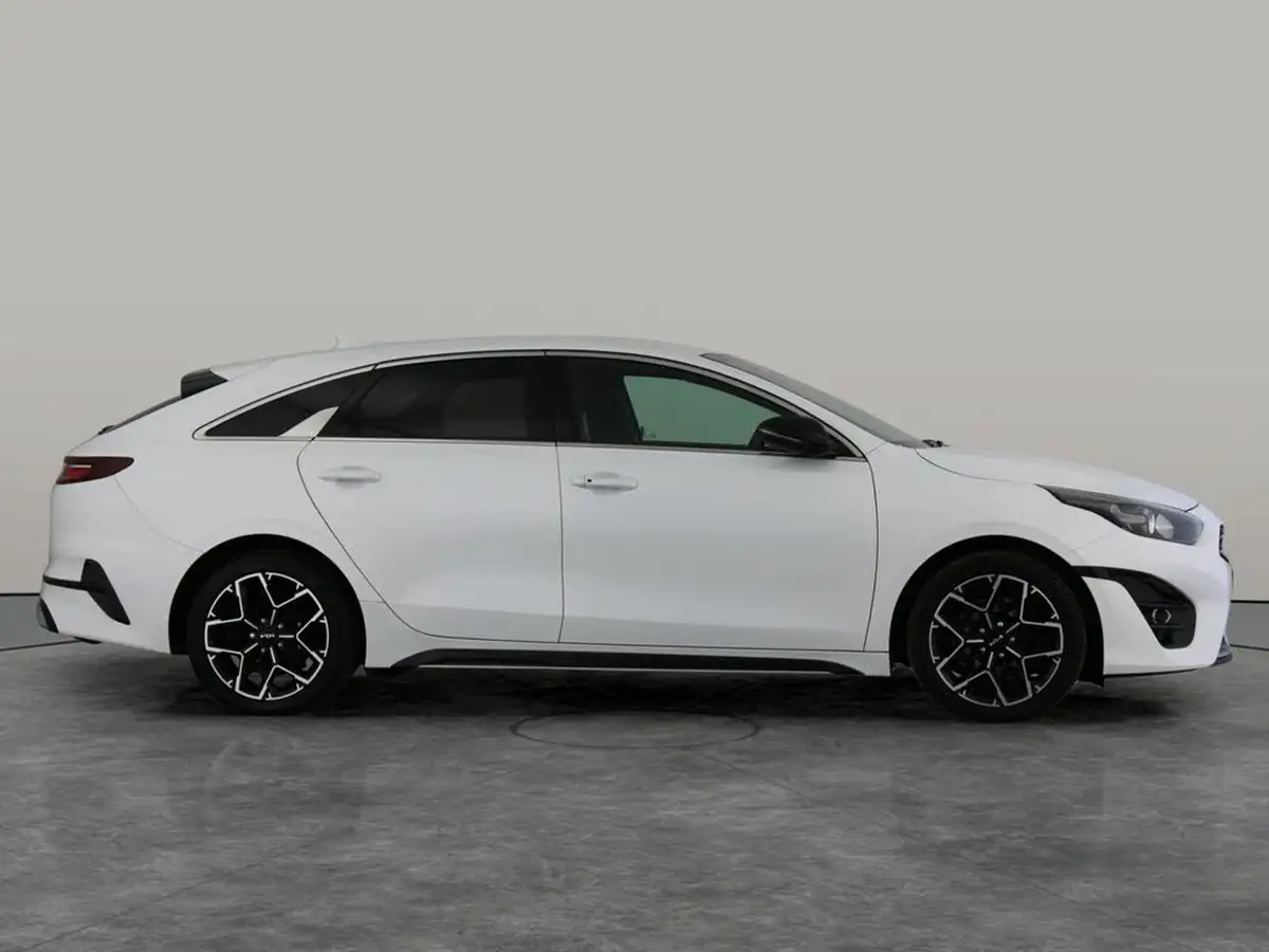 2022-kia-pro-ceed-15-t-gdi-gt-line-big-7