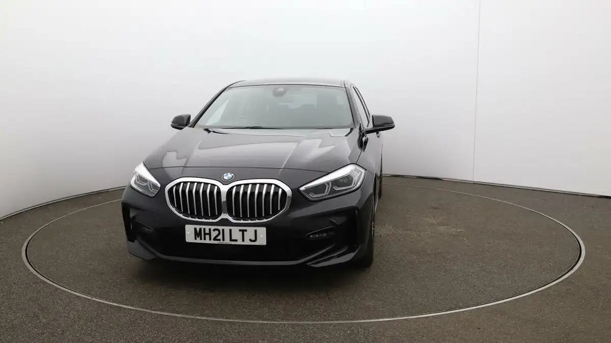2021-bmw-1-series-15-118i-m-sport-lcp-dct-big-31