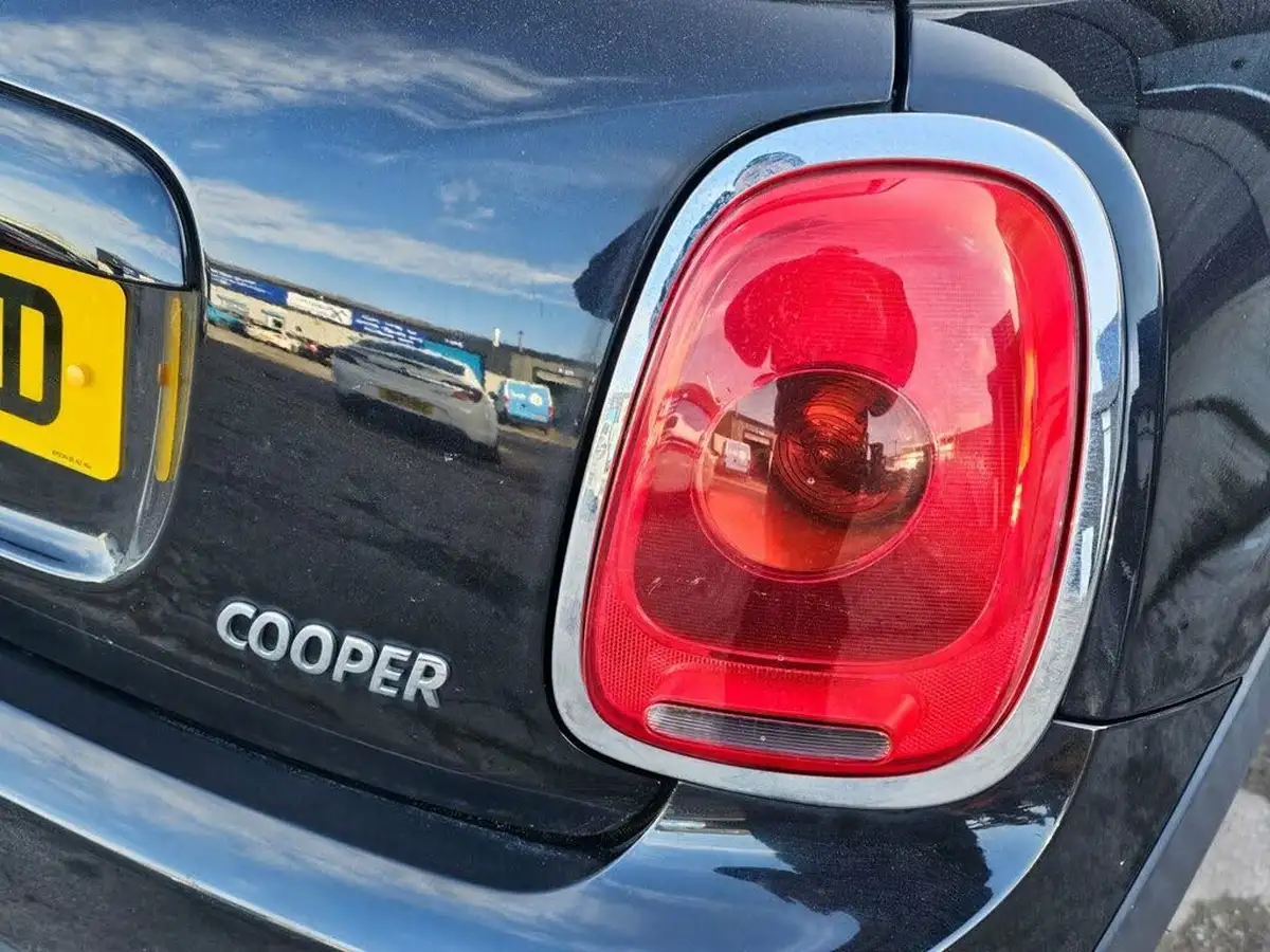 2016-mini-cooper-15-cooper-ss-hatchback-3d-big-35