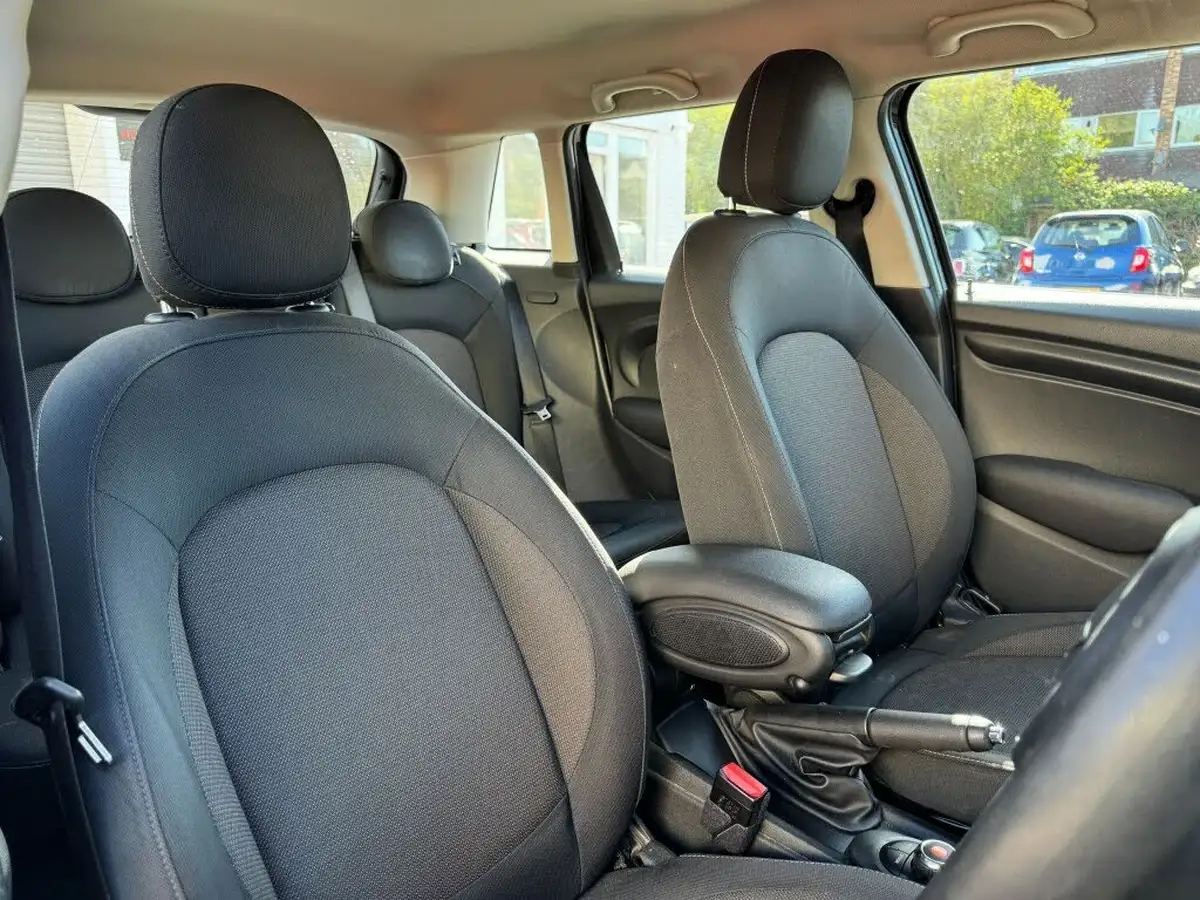 2019-mini-cooper-15-cooper-classic-hatchback-5d-big-16