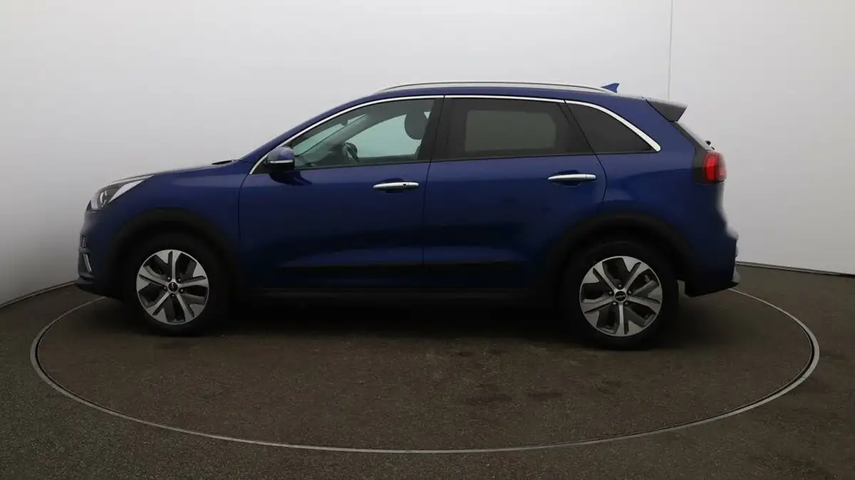 2022-kia-e-niro-ev-3-big-57