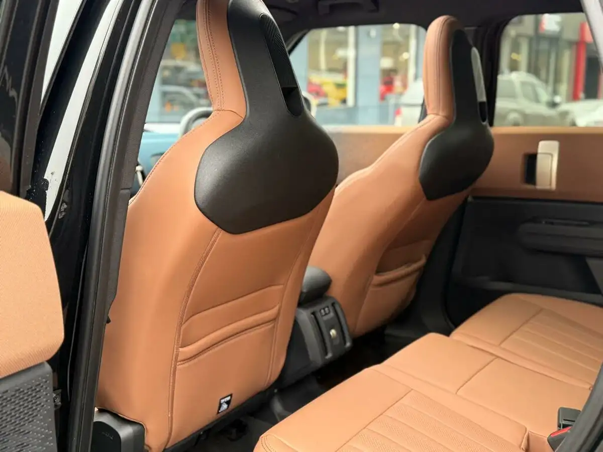 2024-mini-countryman-20-cooper-s-exclusive-215bhp-all4-big-32