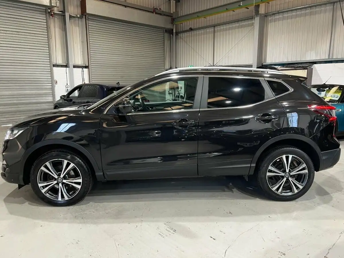 2018-nissan-qashqai-12-dig-t-n-connecta-big-5