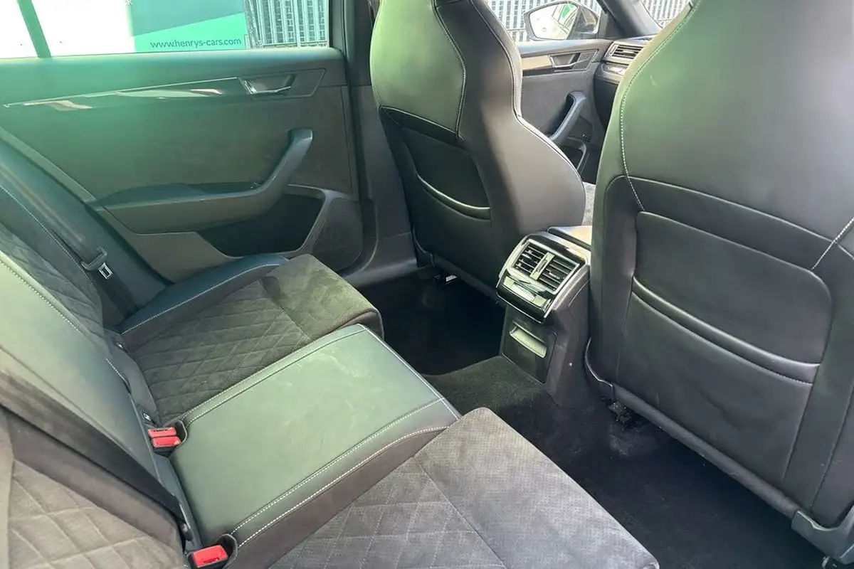 2019-skoda-superb-15-tsi-sportline-plus-estate-dsg-big-11
