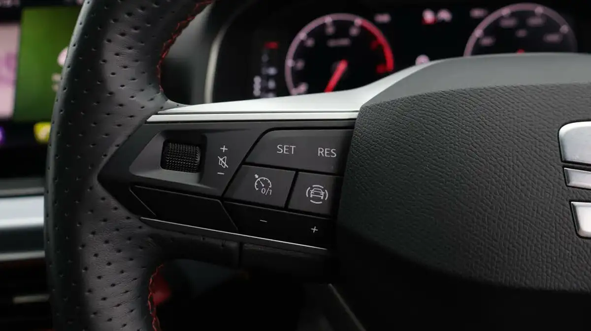 2022-seat-ibiza-10-tsi-fr-sport-110ps-big-24
