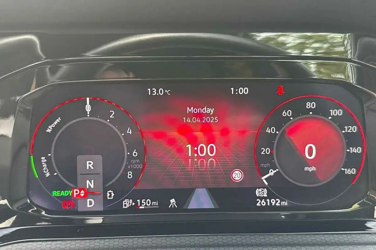 2021-volkswagen-golf-14-tsi-gte-big-15