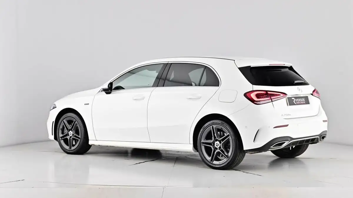 2021-mercedes-benz-a-class-13-a250e-amg-line-executive-hatchback-5d-big-66