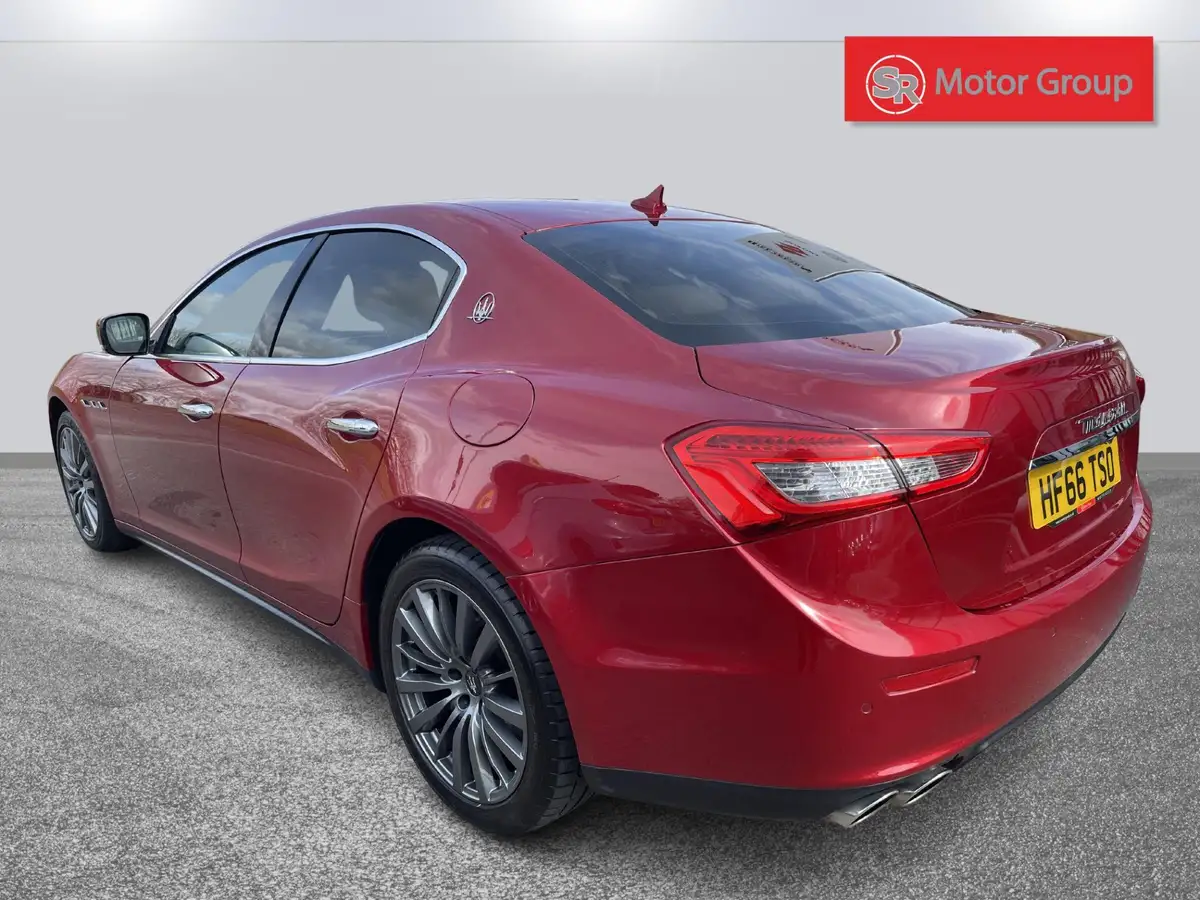 2017-maserati-ghibli-30td-big-9