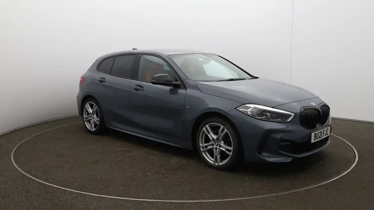 2021-bmw-1-series-15td-116d-m-sport-lcp-dct-big-37