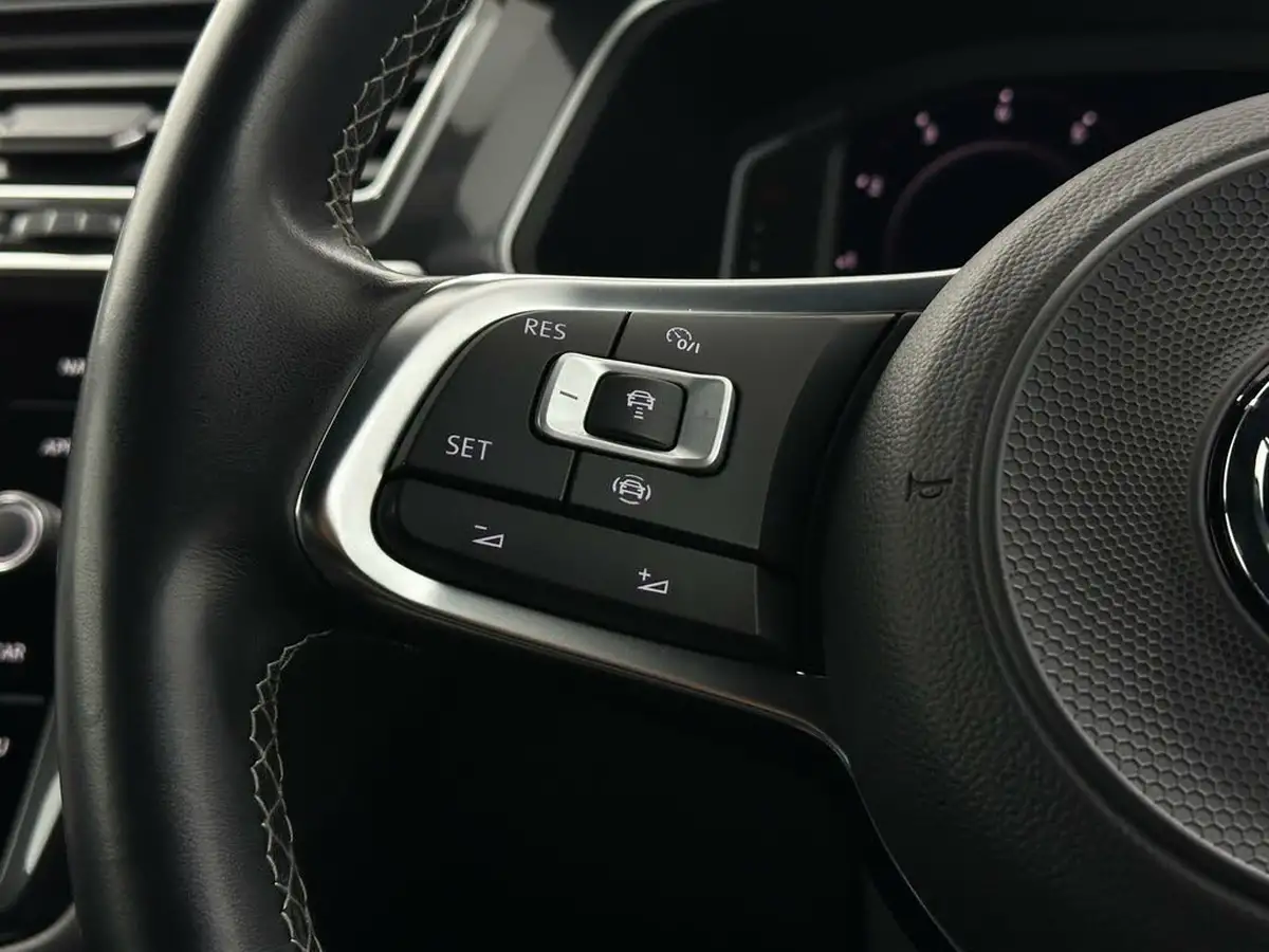 2019-volkswagen-tiguan-15-tsi-r-line-big-11