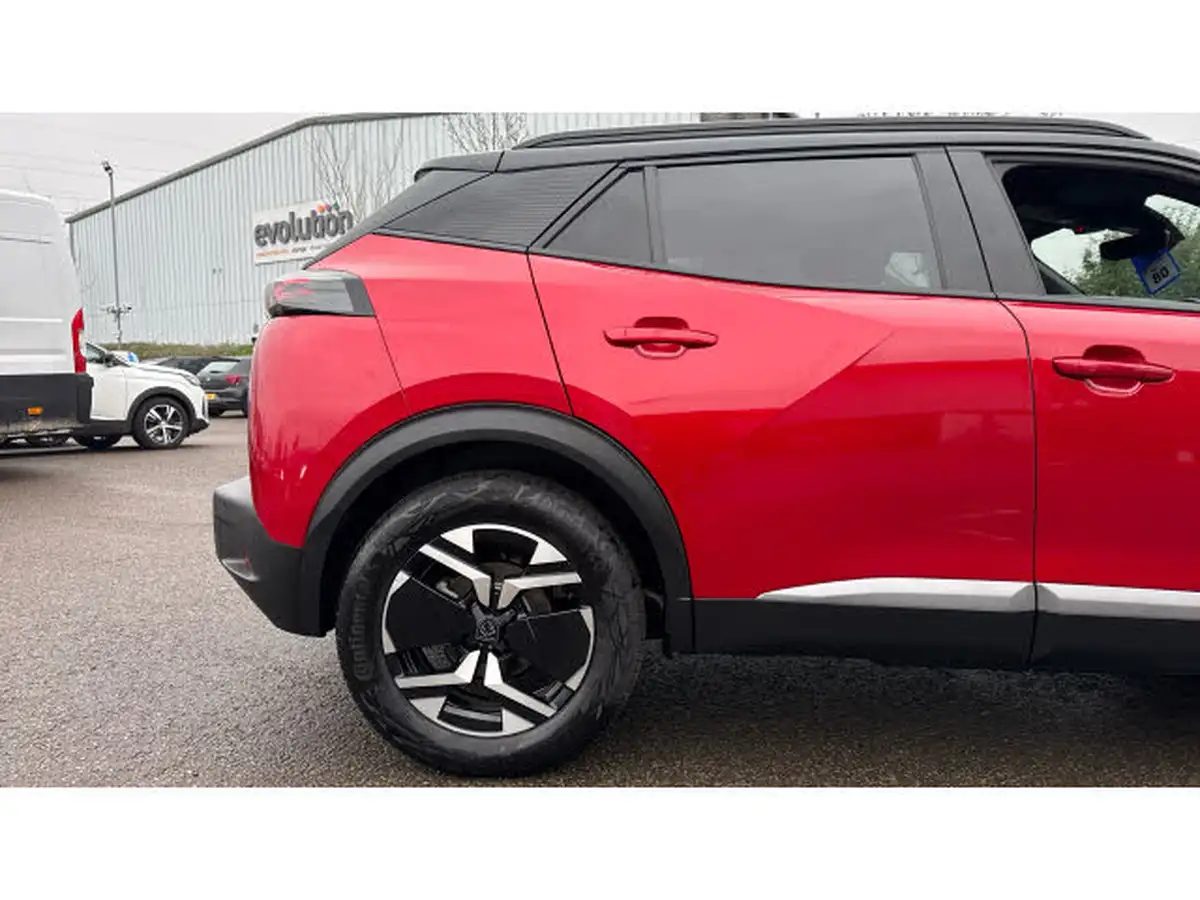 2024-peugeot-2008-suv-e-gt-136ps-50kwh-big-6