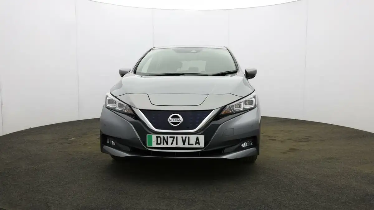 2021-nissan-leaf-e-tekna-big-1
