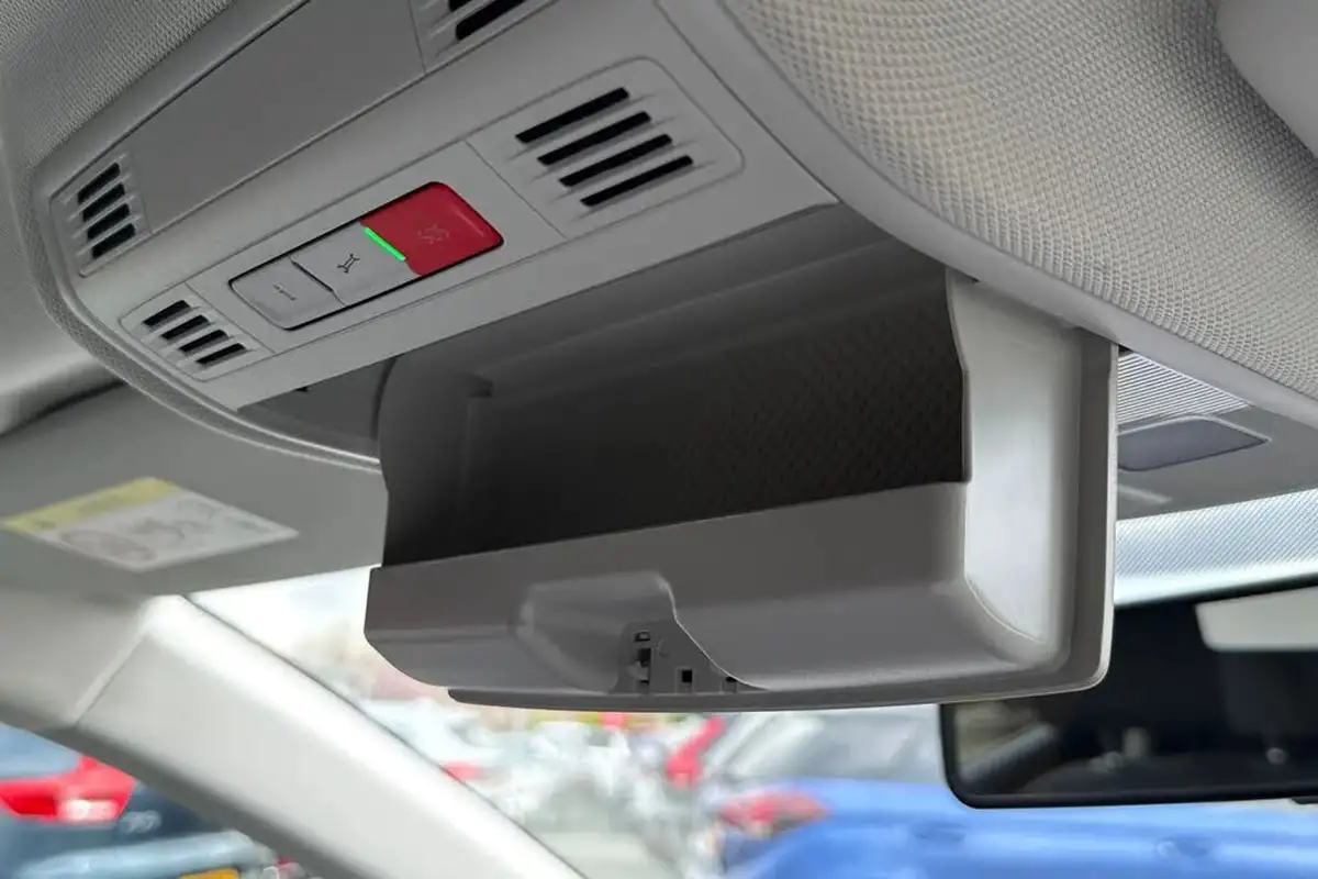 2021-volkswagen-polo-10-match-big-39
