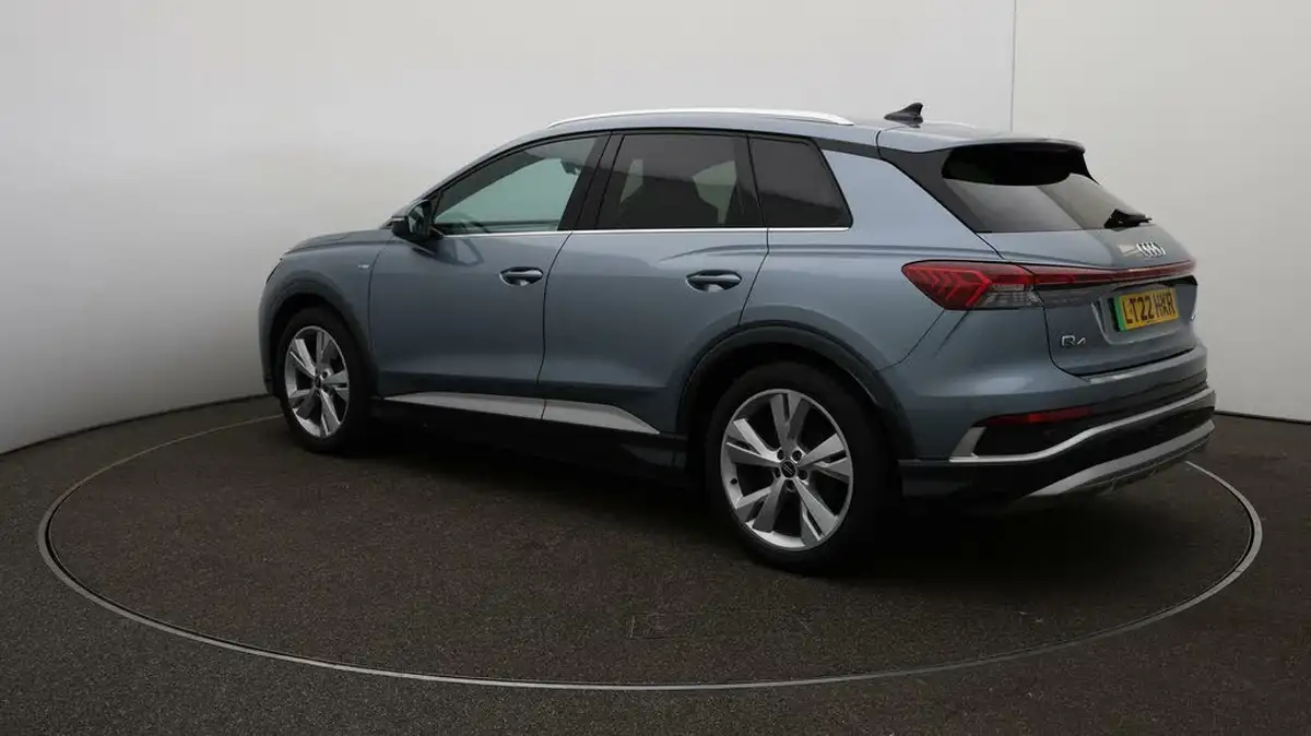 2022-audi-q4-e-tron-40e-s-line-station-wagon-big-5