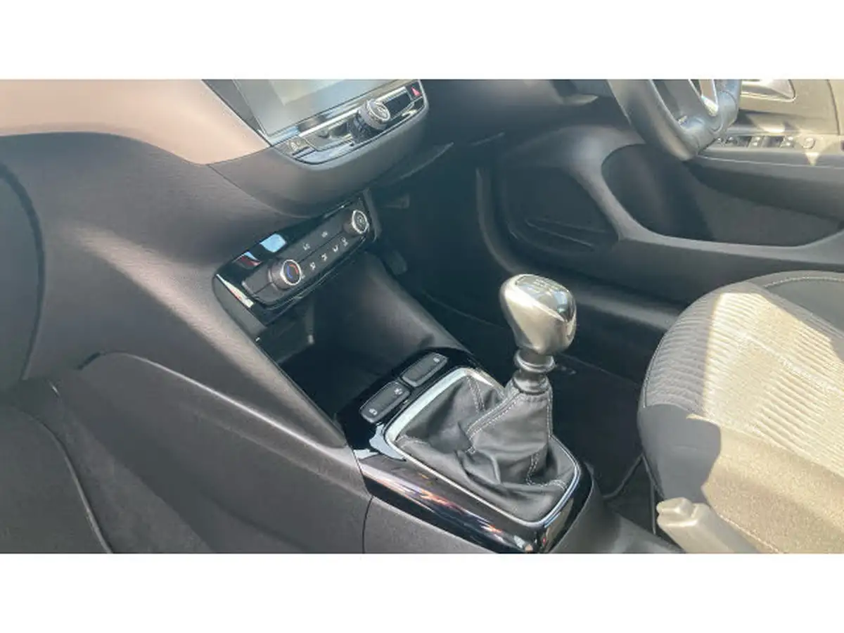2022-vauxhall-corsa-12-turbo-se-edition-big-12