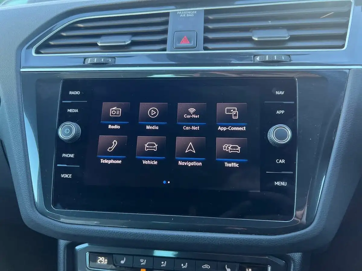 2020-volkswagen-tiguan-20tdi-r-line-tech-150ps-dsg-big-10