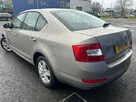 2015-skoda-octavia-16tdi-se-105ps-hatchback-small-4