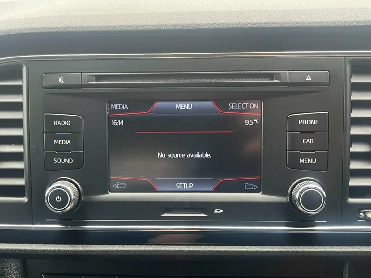 2013-seat-leon-16td-se-big-23