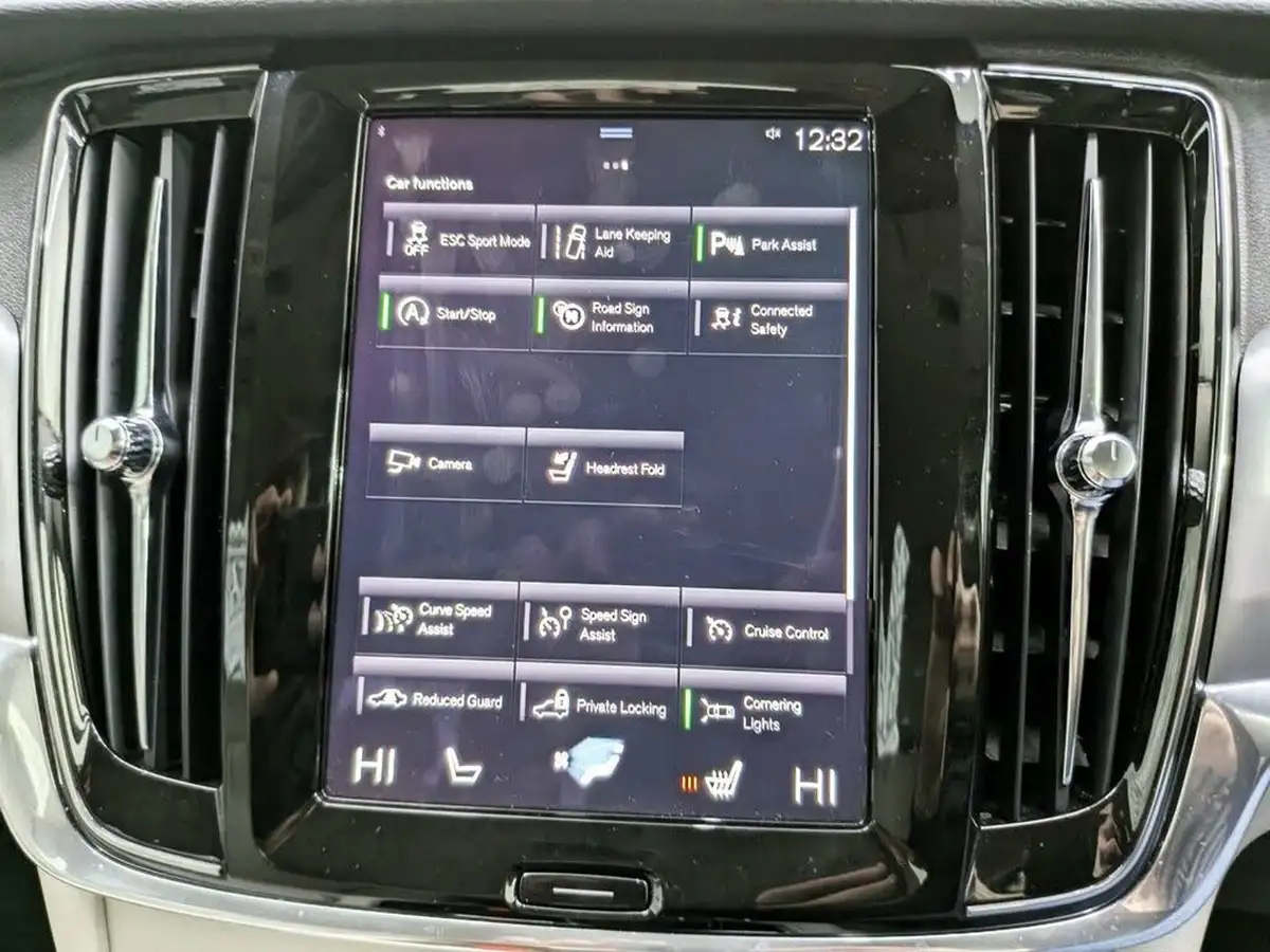 2020-volvo-s90-20td-d4-momentum-plus-big-15