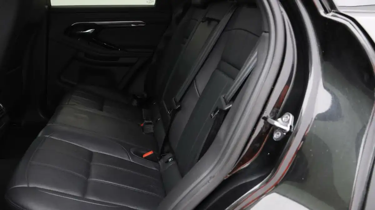 2021-land-rover-range-rover-evoque-15-p300e-r-dynamic-s-big-15