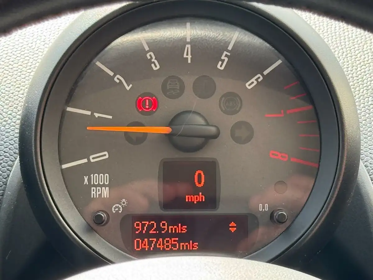 2015-mini-countryman-16-one-big-24