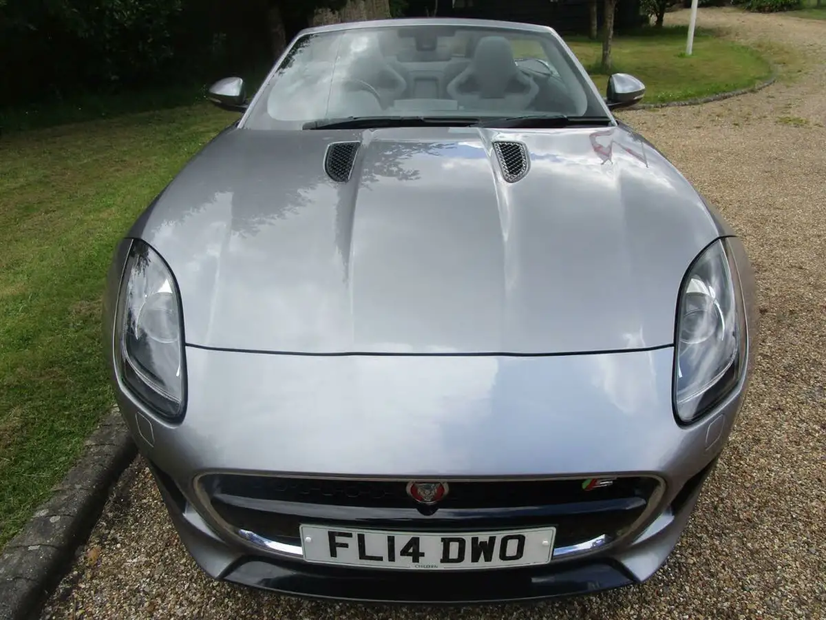 2014-jaguar-f-type-30-s-convertible-quickshift-big-23