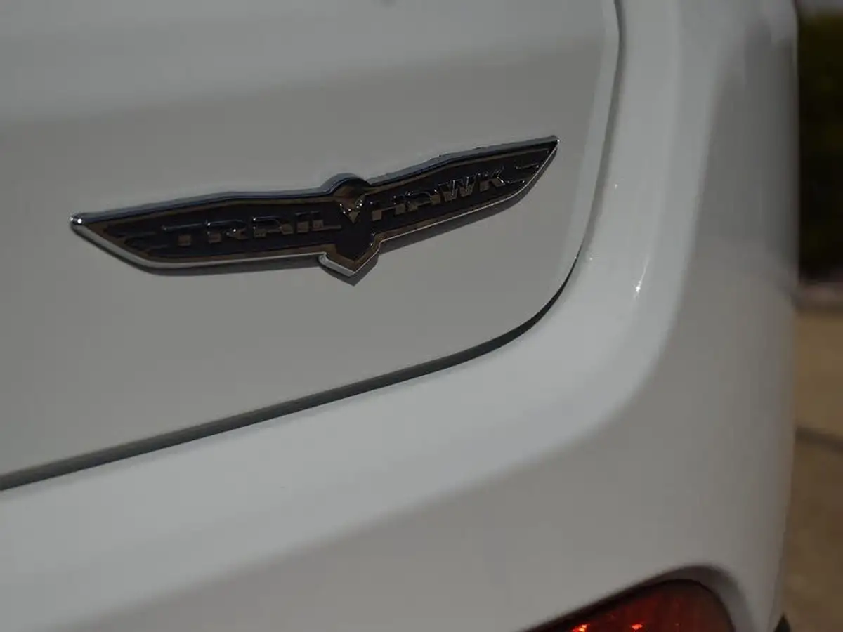 2023-jeep-compass-13-gse-trailhawk-big-25