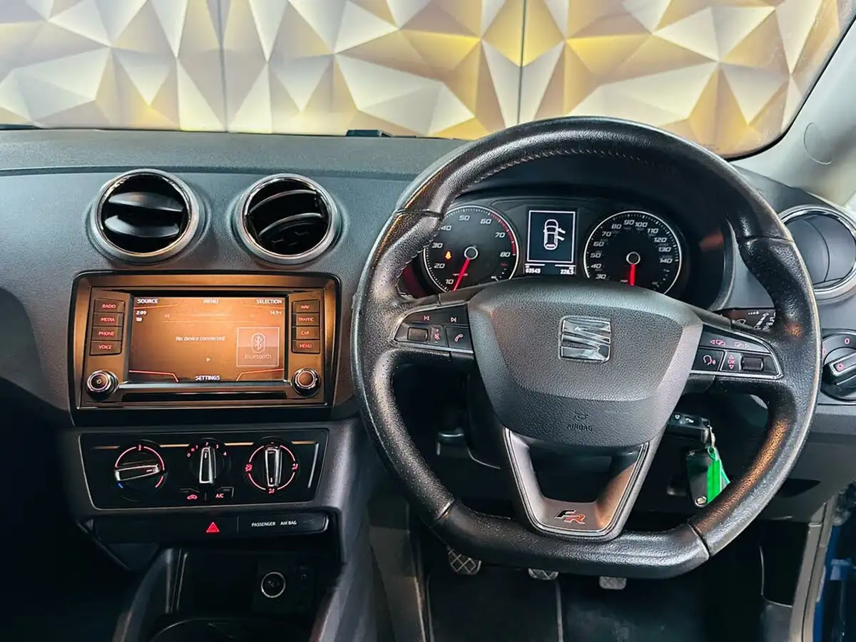 2016-seat-ibiza-12-tsi-fr-technology-110ps-hatchback-5d-big-33