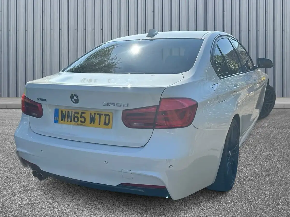 2015-bmw-3-series-big-5