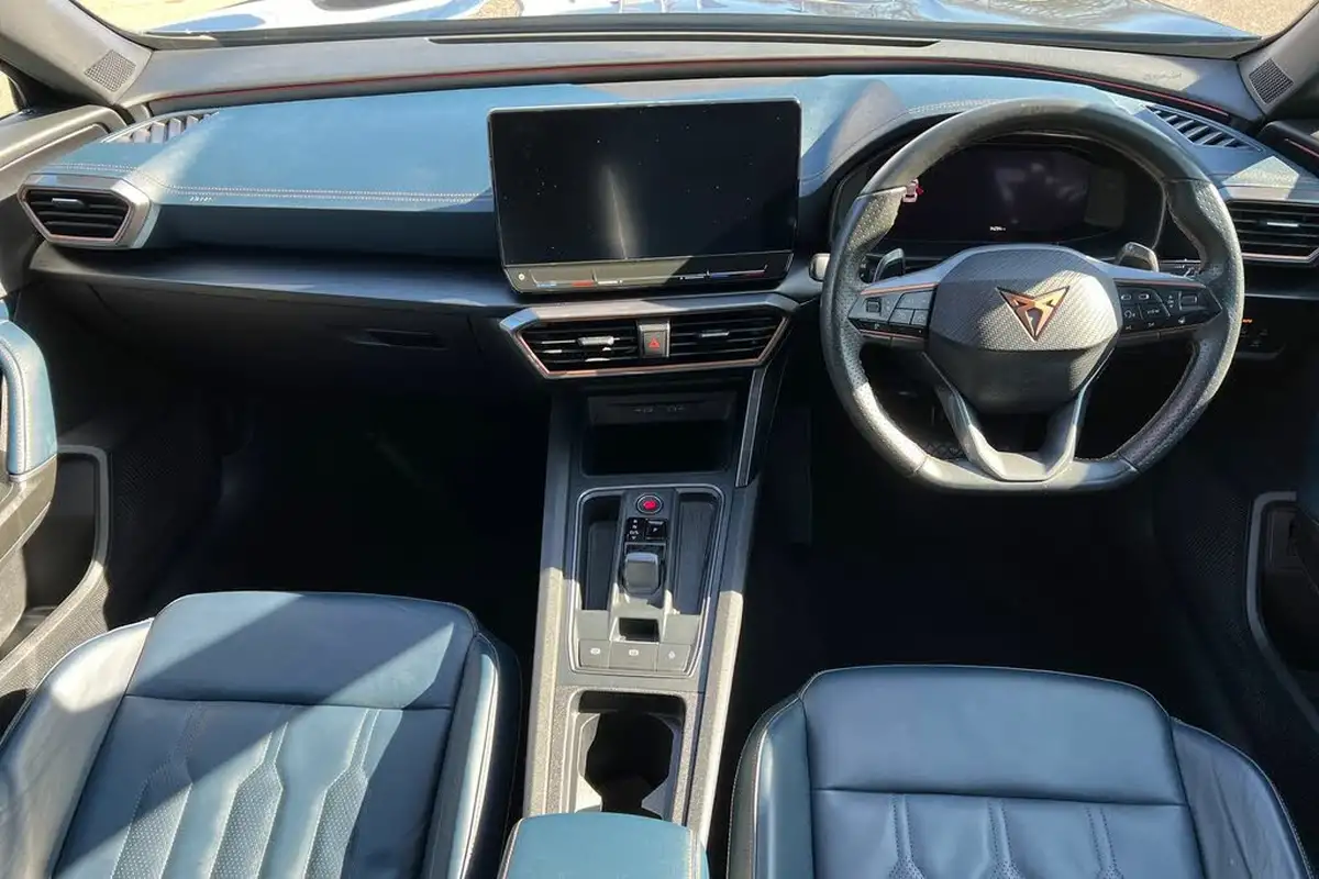 2023-cupra-formentor-14-e-hybrid-v2-big-15