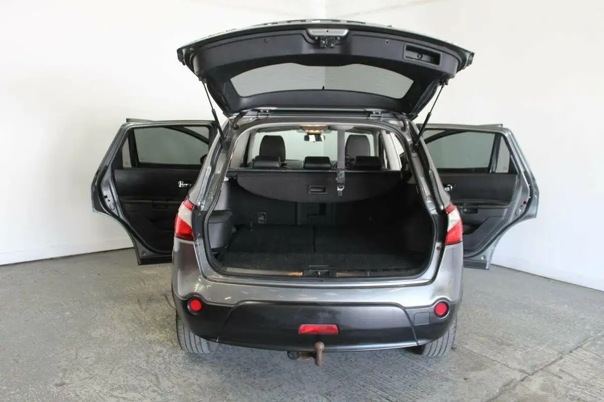 2011-nissan-qashqai2-16td-tekna-ss-4wd-big-16