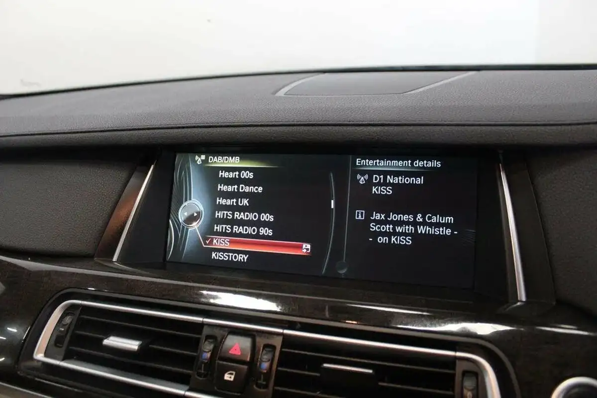 2013-bmw-7-series-30td-730d-m-sport-big-24