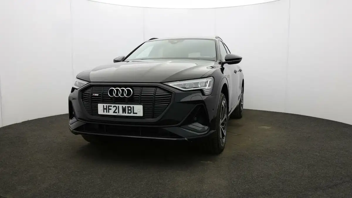2021-audi-e-tron-50e-black-edition-station-wagon-big-24
