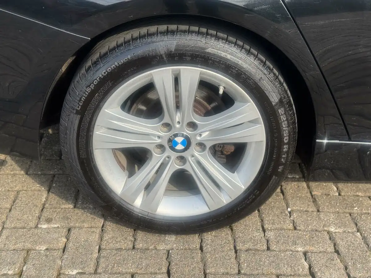 2016-bmw-3-series-15-318i-sport-saloon-4d-big-41