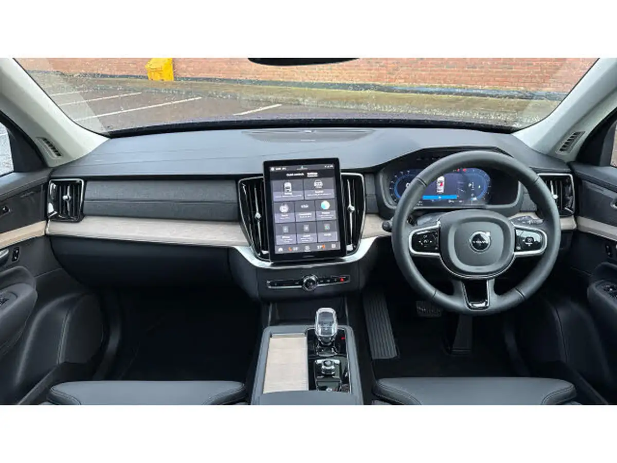 2024-volvo-xc90-20-b5-plus-big-19