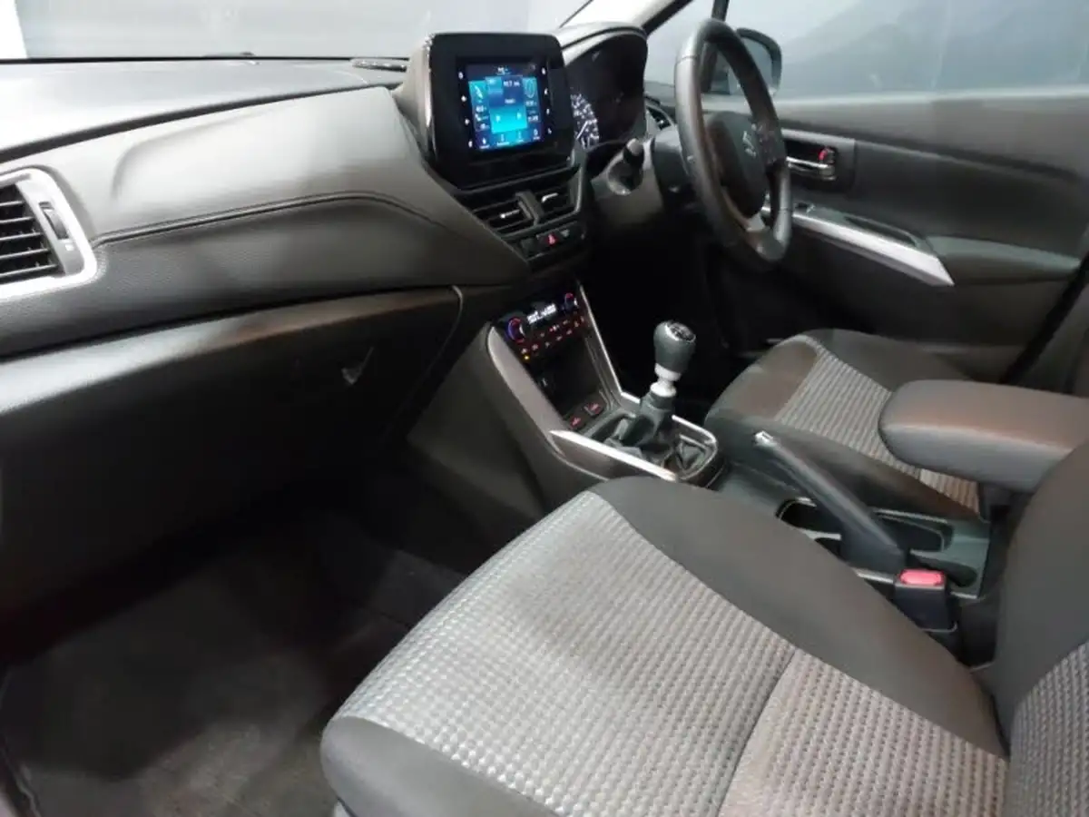 2023-suzuki-s-cross-14-boosterjet-motion-big-4