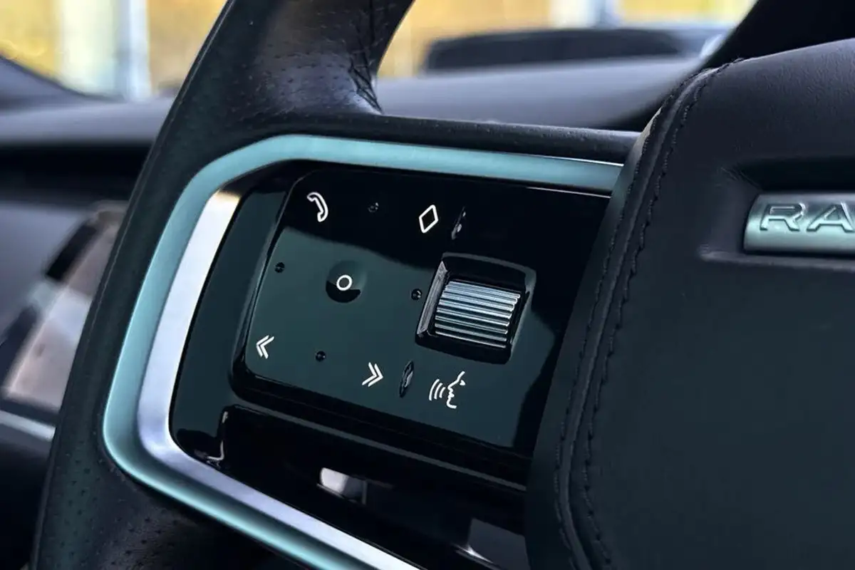 2022-land-rover-range-rover-evoque-20-d200-r-dynamic-hse-big-43