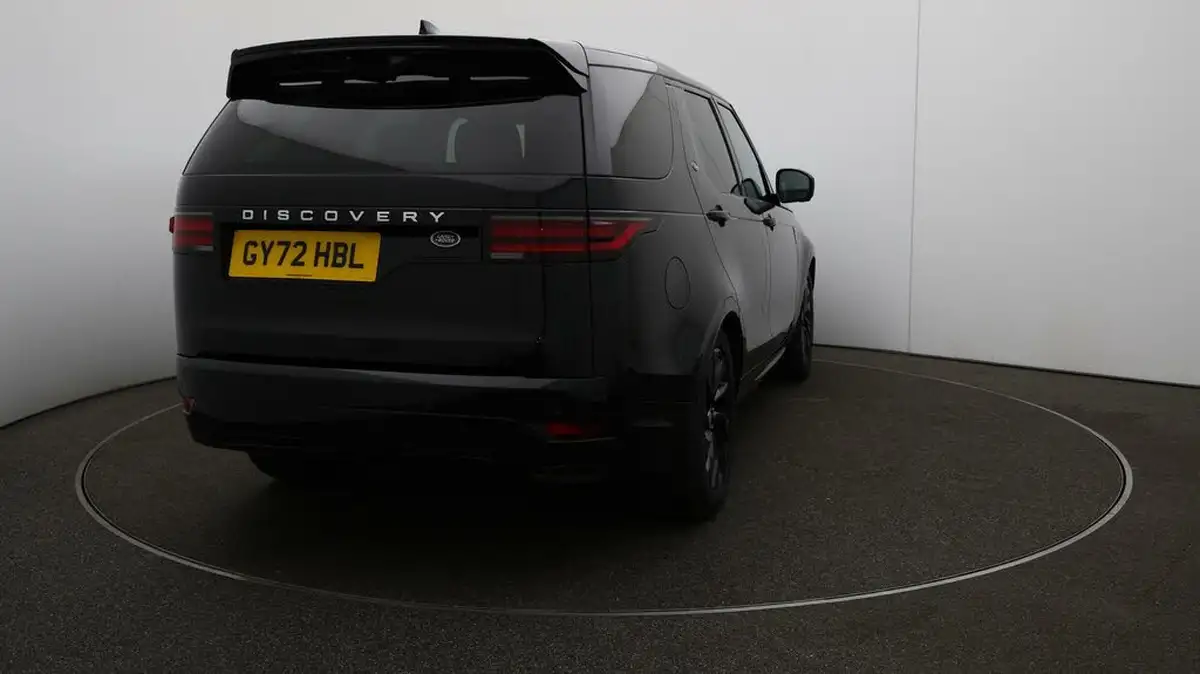 2022-land-rover-discovery-30-d250-s-big-50