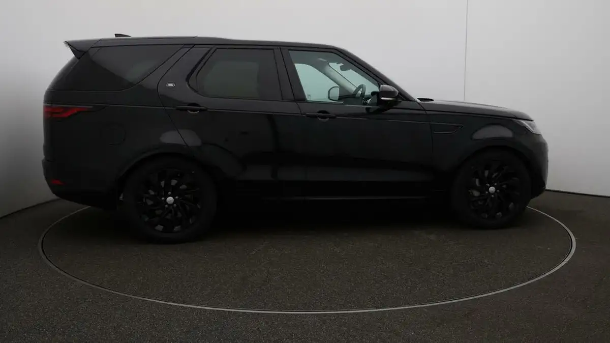 2022-land-rover-discovery-30-d250-s-big-8