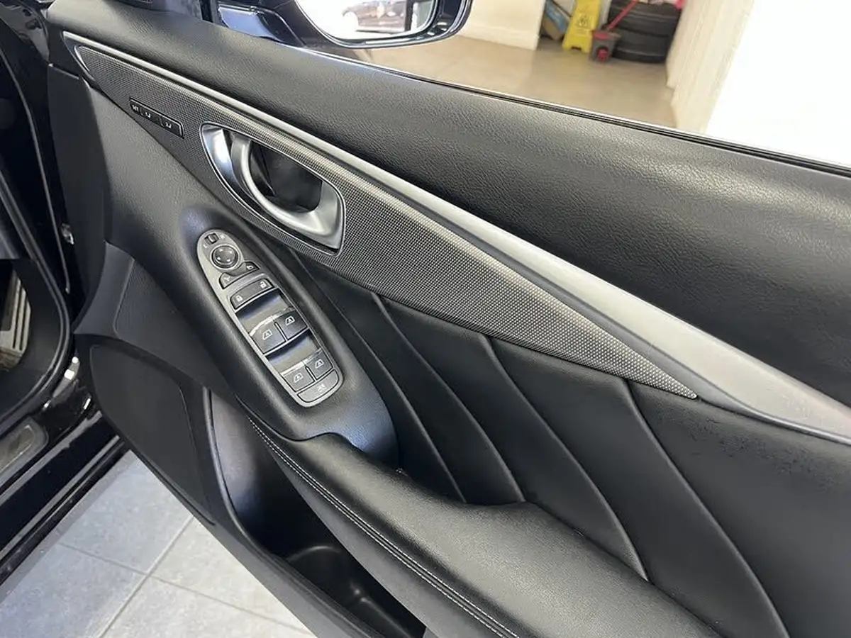 2016-infiniti-q50-20-sport-big-14