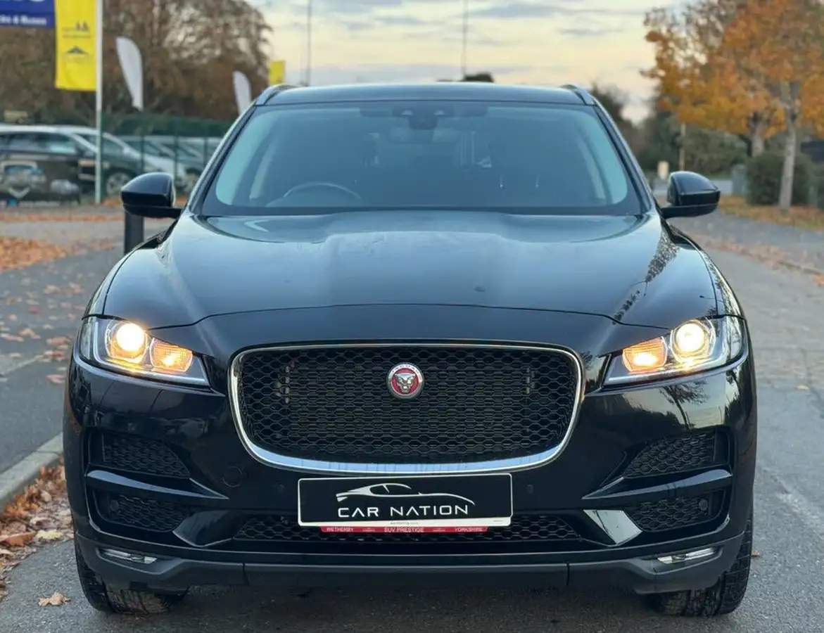 2017-jaguar-f-pace-20-i4d-prestige-180ps-awd-auto-big-1