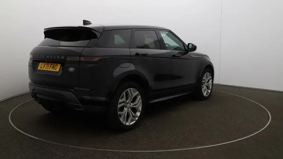 2022-land-rover-range-rover-evoque-15-p300e-r-dynamic-se-big-7