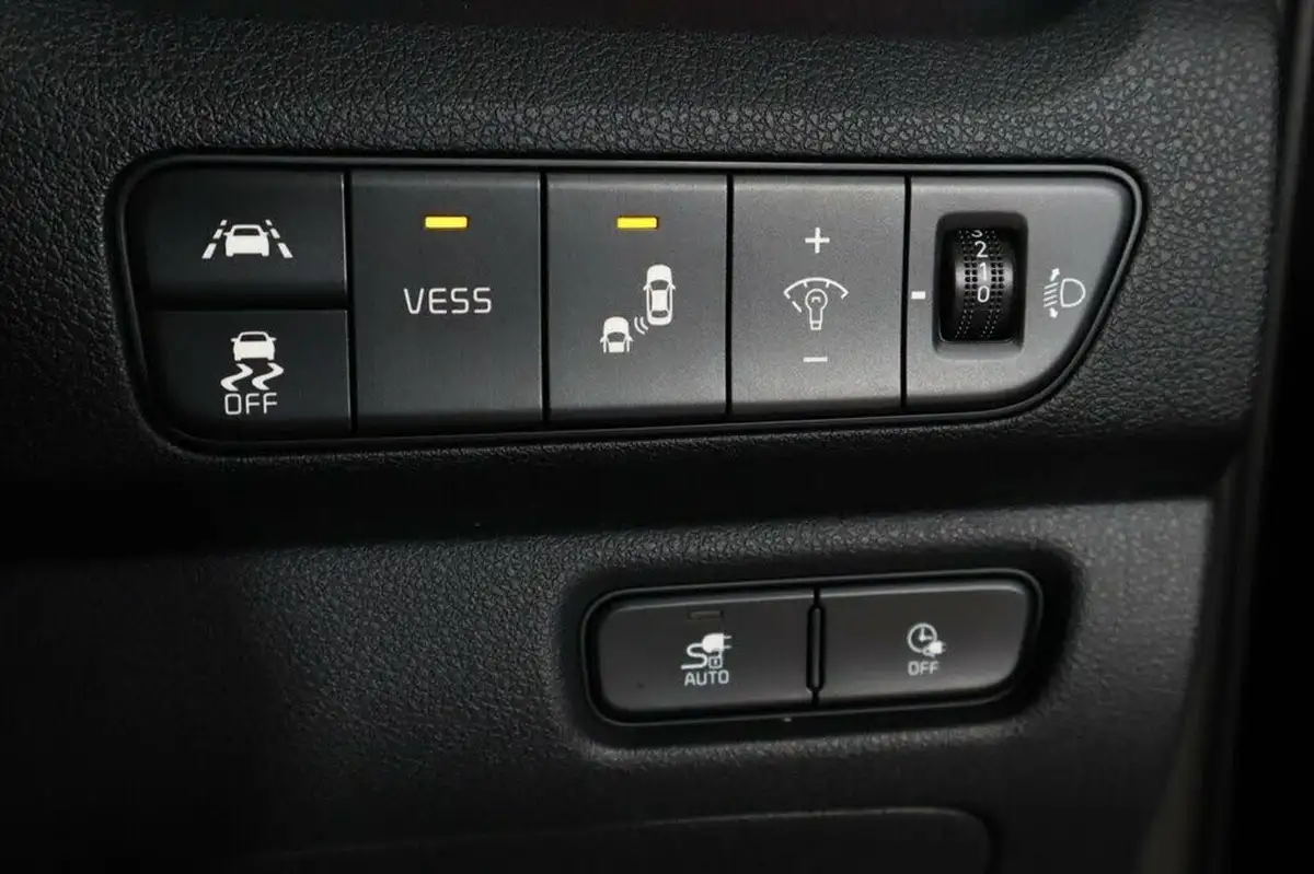 2021-kia-e-niro-ev-4-big-26