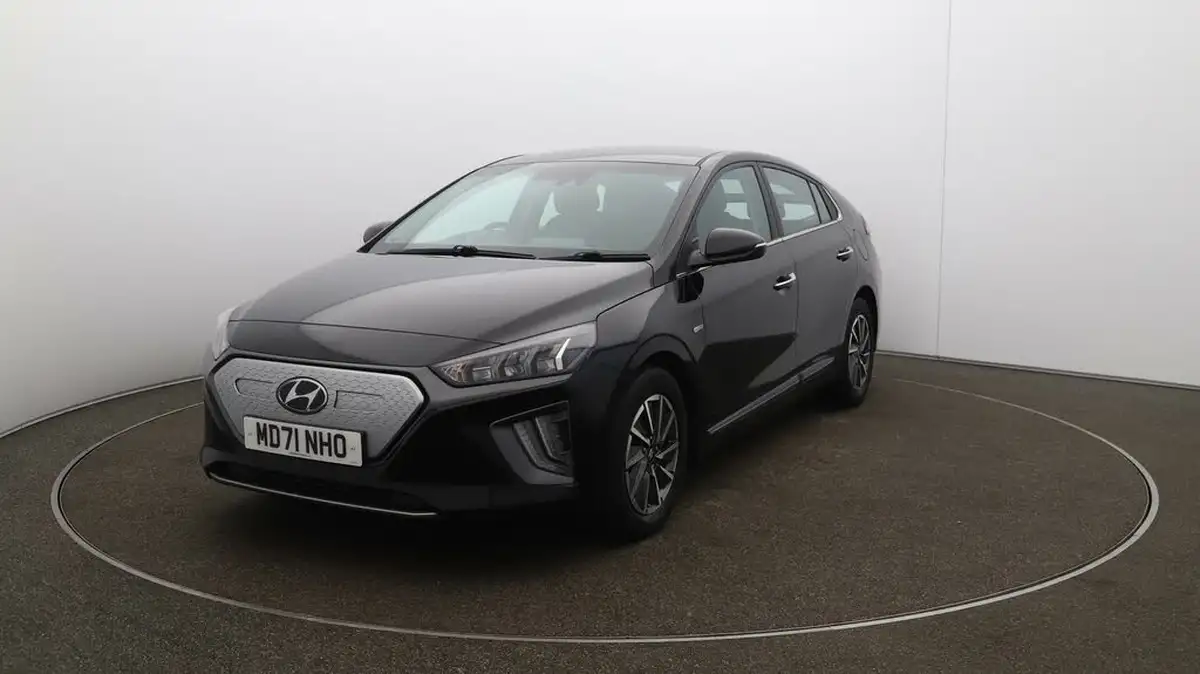 2022-hyundai-ioniq-e-premium-electric-big-32