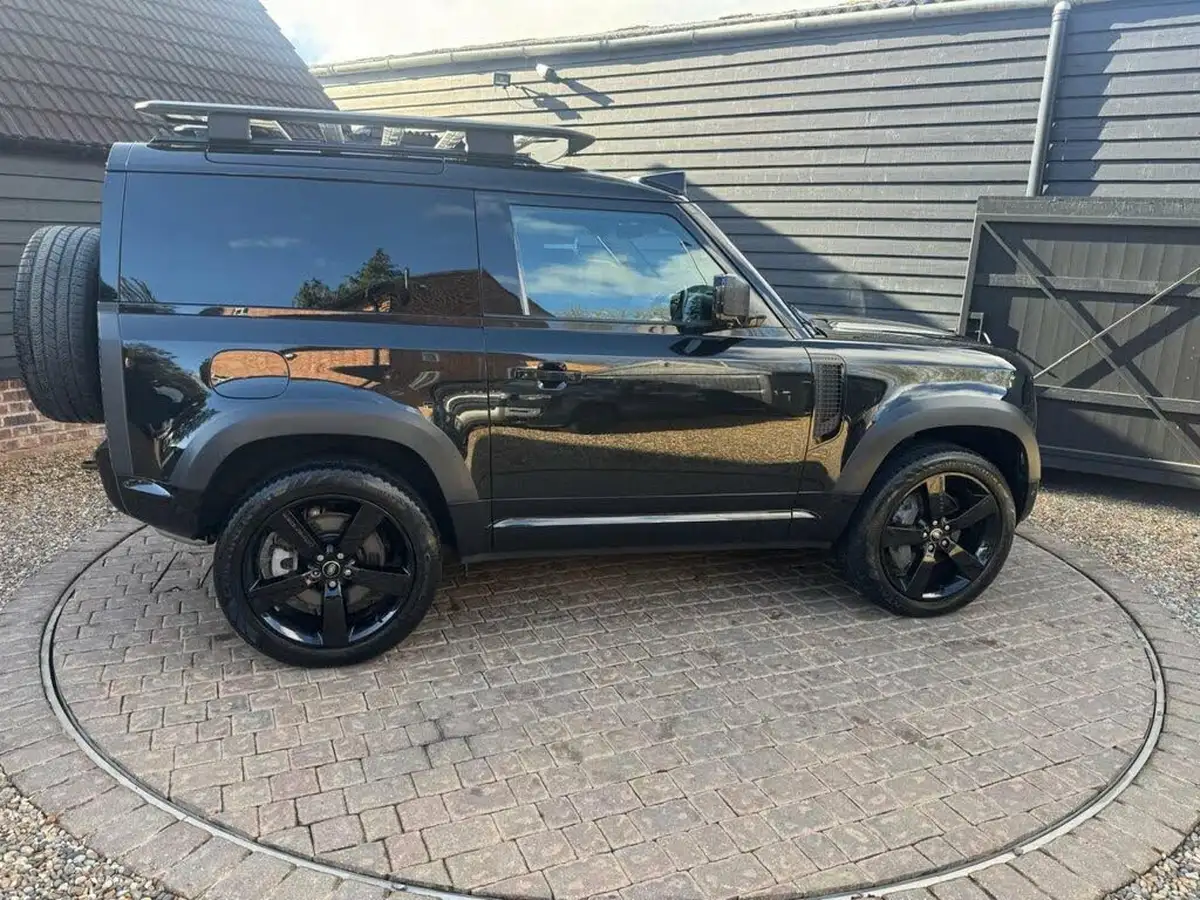 2022-land-rover-90-defender-30-d250-x-dynamic-se-big-4